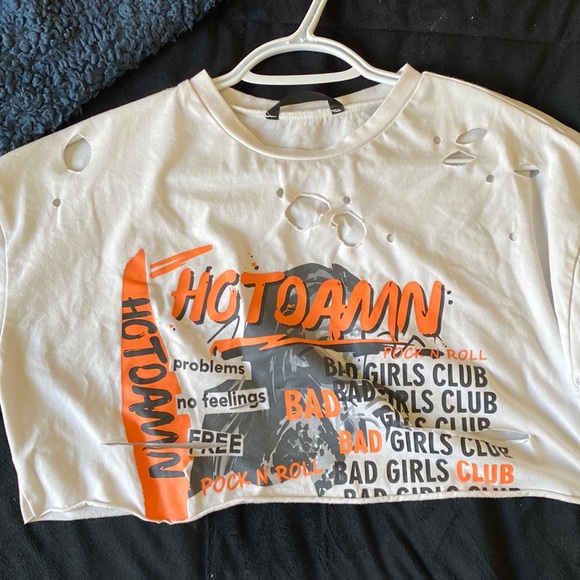 Woman’s crop top - Picture 1 of 2